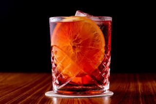 Negroni: El Elixir Italiano de Sabor Intenso